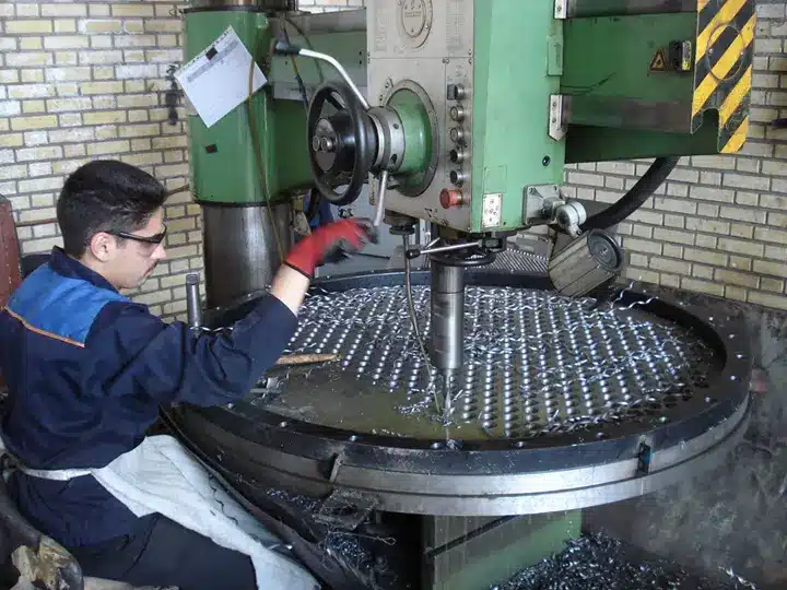 عملیات اکسپند کردن تیوب های داخل ورق ( شیت پلیت)